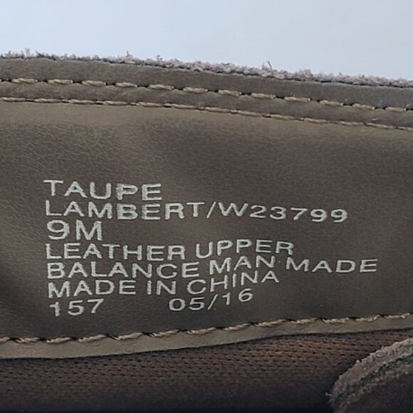 White Mountain Lambert Suede Wedge Taupe Gray Bootie. Size 9M - Picture 7 of 7